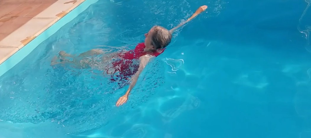 Natation piscine relaxation bien-être